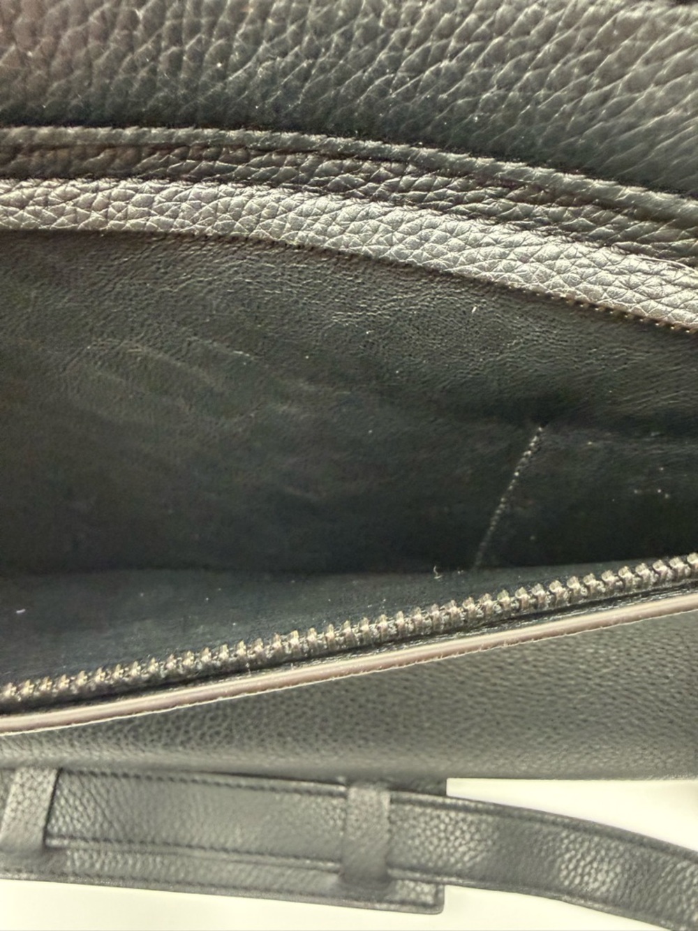 Vintage black Celine trapeze bag - Picture 5 of 12